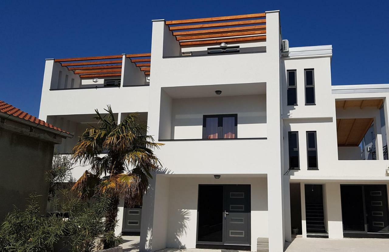 Apartments Star With Pool Biograd Na Moru Buitenkant foto
