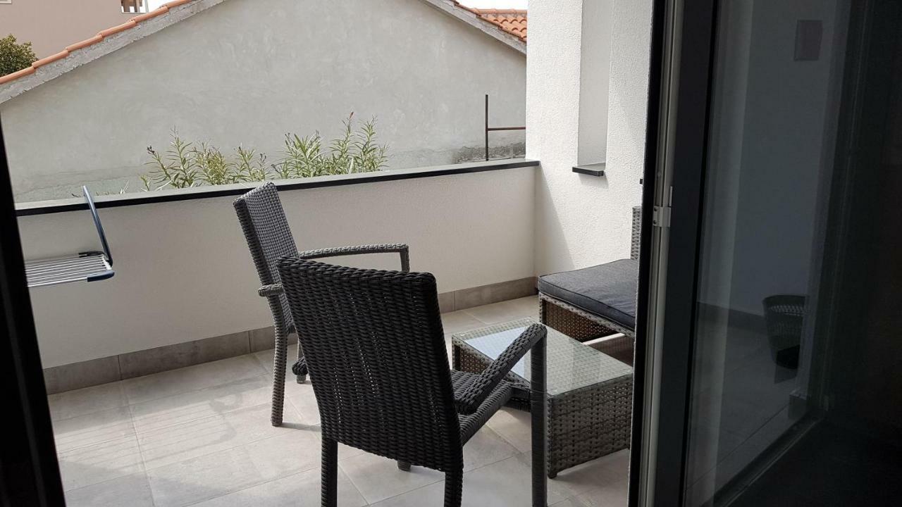 Apartments Star With Pool Biograd Na Moru Buitenkant foto