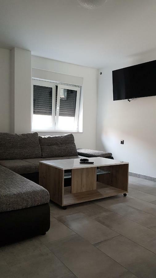 Apartments Star With Pool Biograd Na Moru Buitenkant foto
