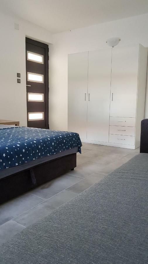 Apartments Star With Pool Biograd Na Moru Buitenkant foto